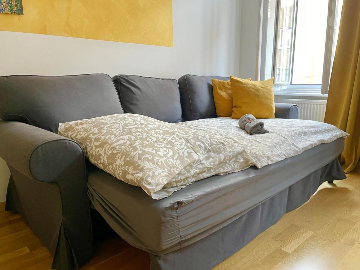 וינה Spacious Apartment - 15 Min To Center מראה חיצוני תמונה